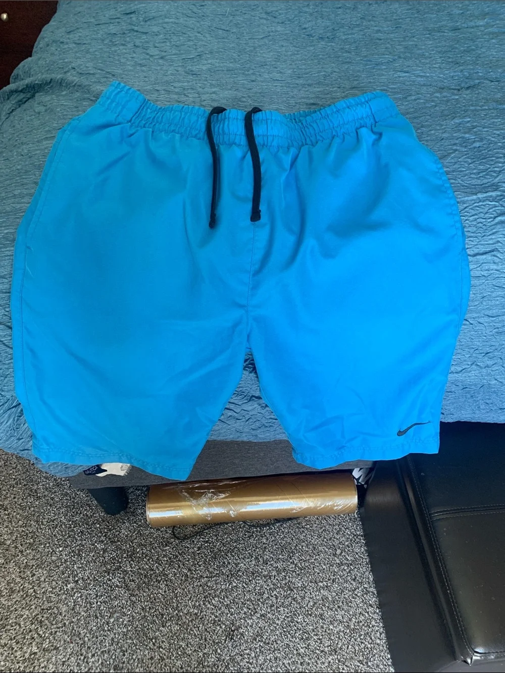 Nike men’s shorts size small